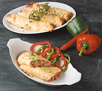 Tortilla med het kycklingfyllning