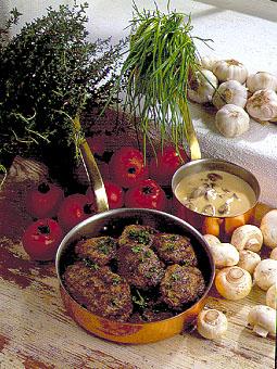 Örtbiffar med champinjonsås