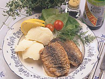 Strömmingsflundror med potatismos