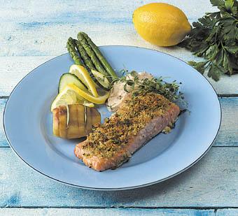 Lax med örttäcke och Caesarröra