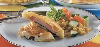 Smördegsinbakad kassler med nässlor