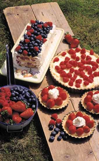 Glasstårta med mandelbottnar