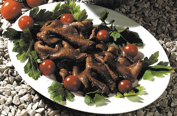 Balsamicomarinerad rostbiff med potatissallad