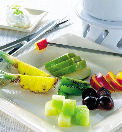 Vaniljfondue med frukt och honungs-creme fraiche