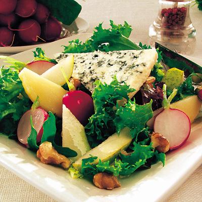 Fräsch sallad med päron och ädelost till kassler
