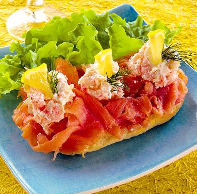 Fredagsfest med lax och räkor