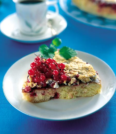 Vinbärskaka med maräng