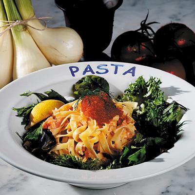 Lottas festpasta med rökt lax