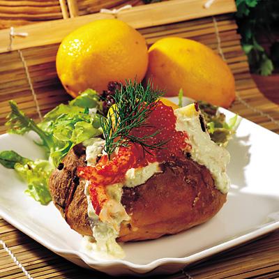 Fylld potatis med skaldjursröra