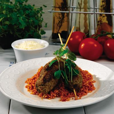 Färsspett med tomatbulgur