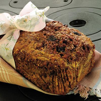 Danskt rågbröd med frukt