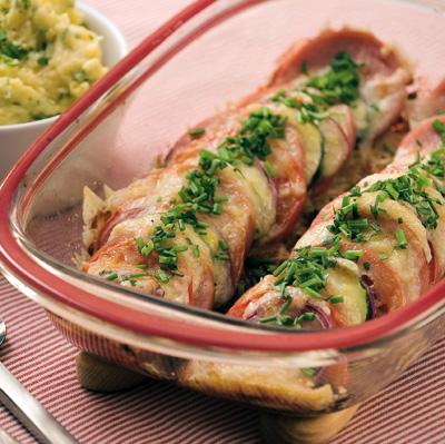 Korvgratäng med senapssås