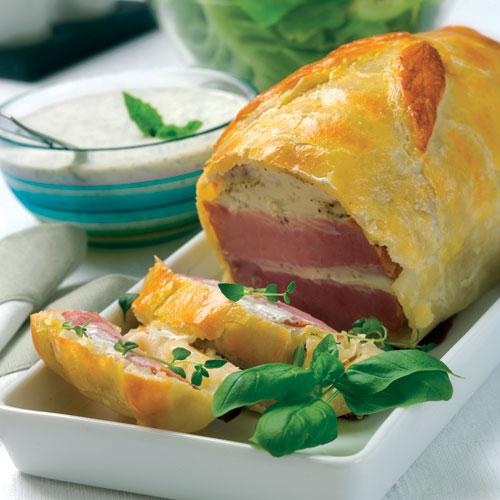 Inbakad kassler med gräddfilsås