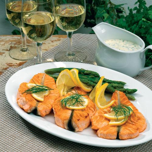 Fjärilslax med örtsås