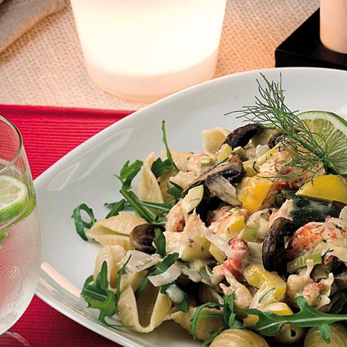 Pastasås med kräftstjärtar