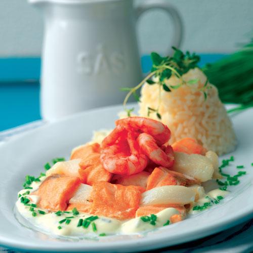 Fiskfläta med lax och räkor