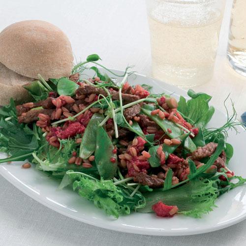 Honungsmarinerade skinkstrimlor med hallon- och dinkelsallad