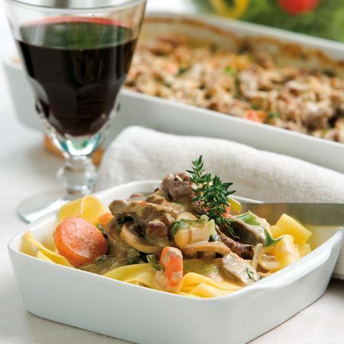 Lövbiffsgratäng med purjo och ädelost