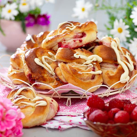 Hallonbullar med vit choklad