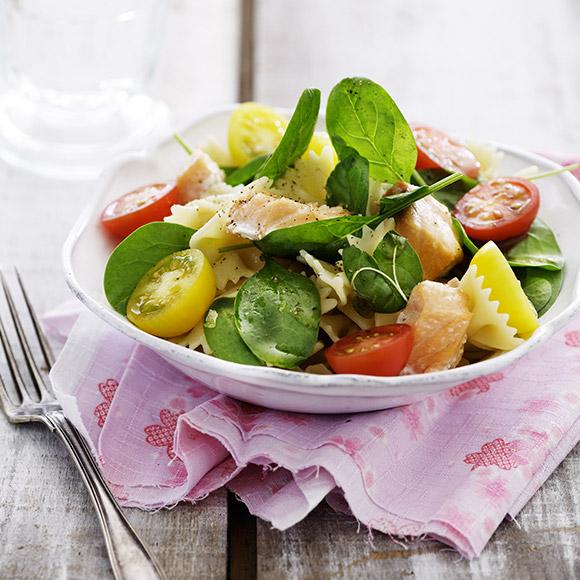 Pasta med lax och spenat