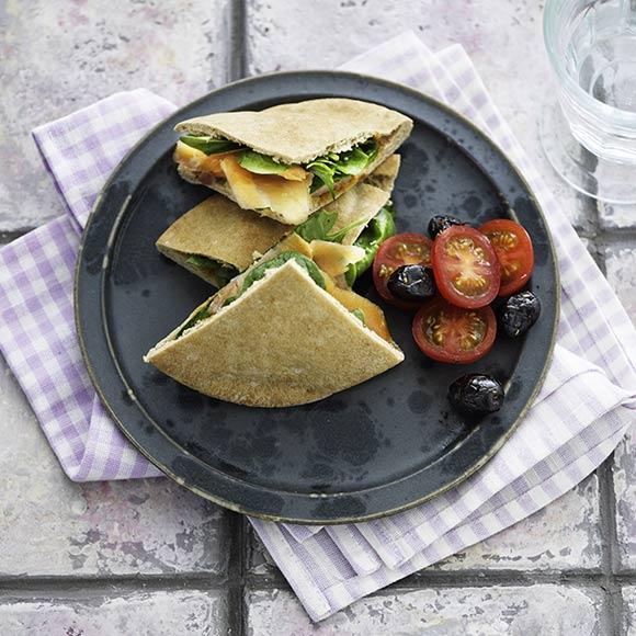 Pitabröd med  rökt lax