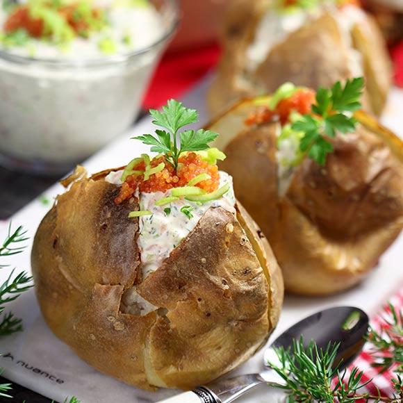 Bakad potatis med laxröra