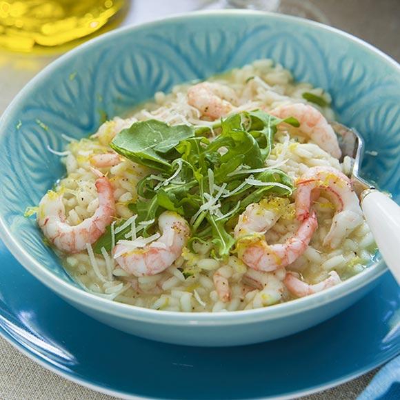 Krämig risotto med räkor och citron