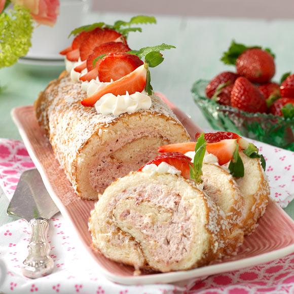 Jordgubbsrulltårta