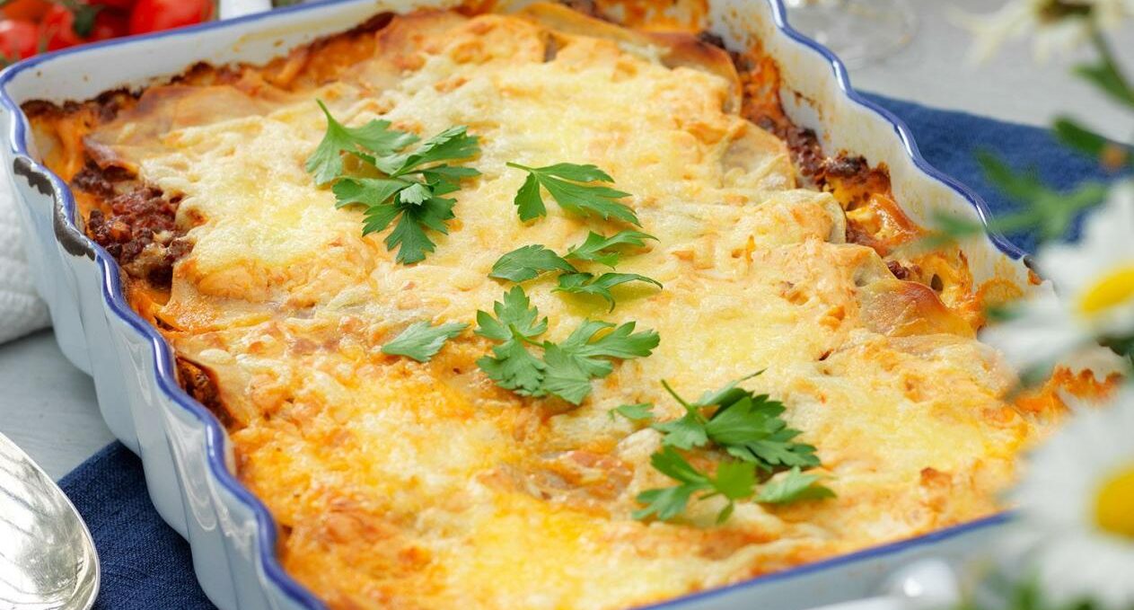 Köttfärsgratäng med potatis och osttäcke