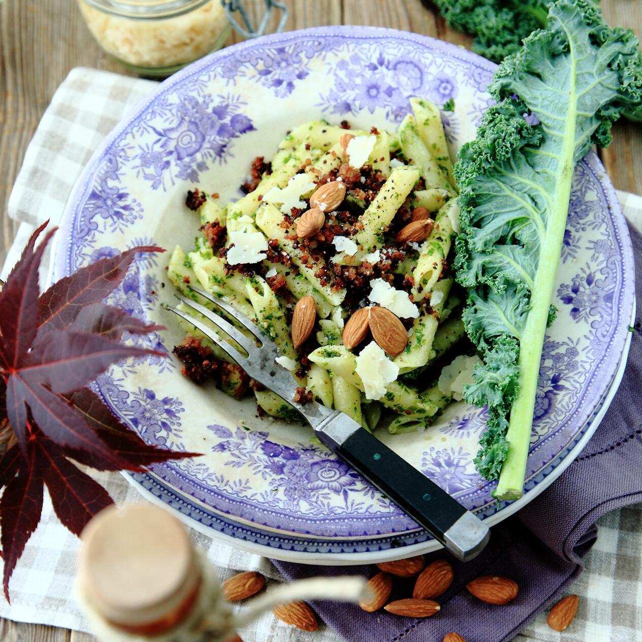 Grönkålspasta med isterband