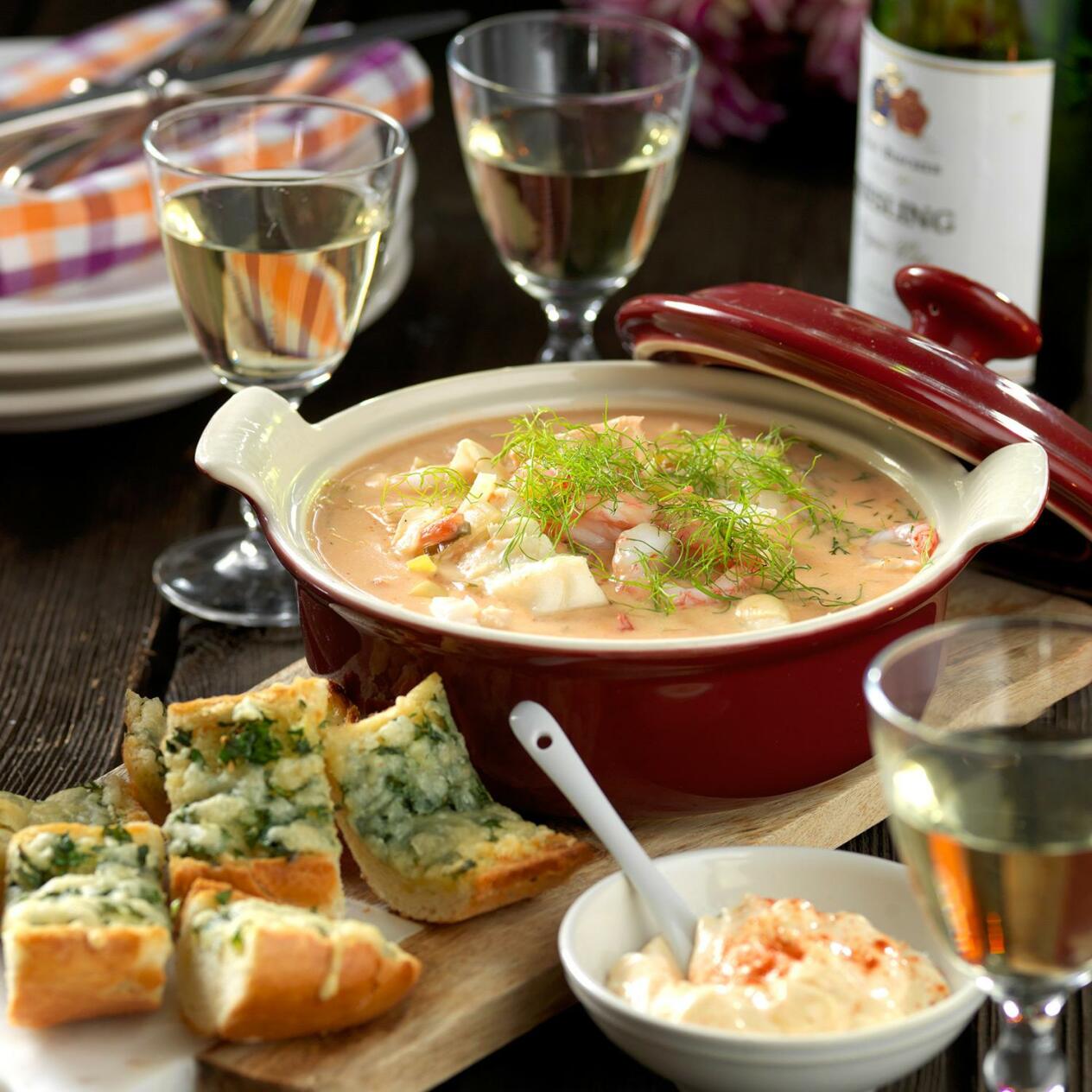 Fisk- och skaldjursgryta med aioli