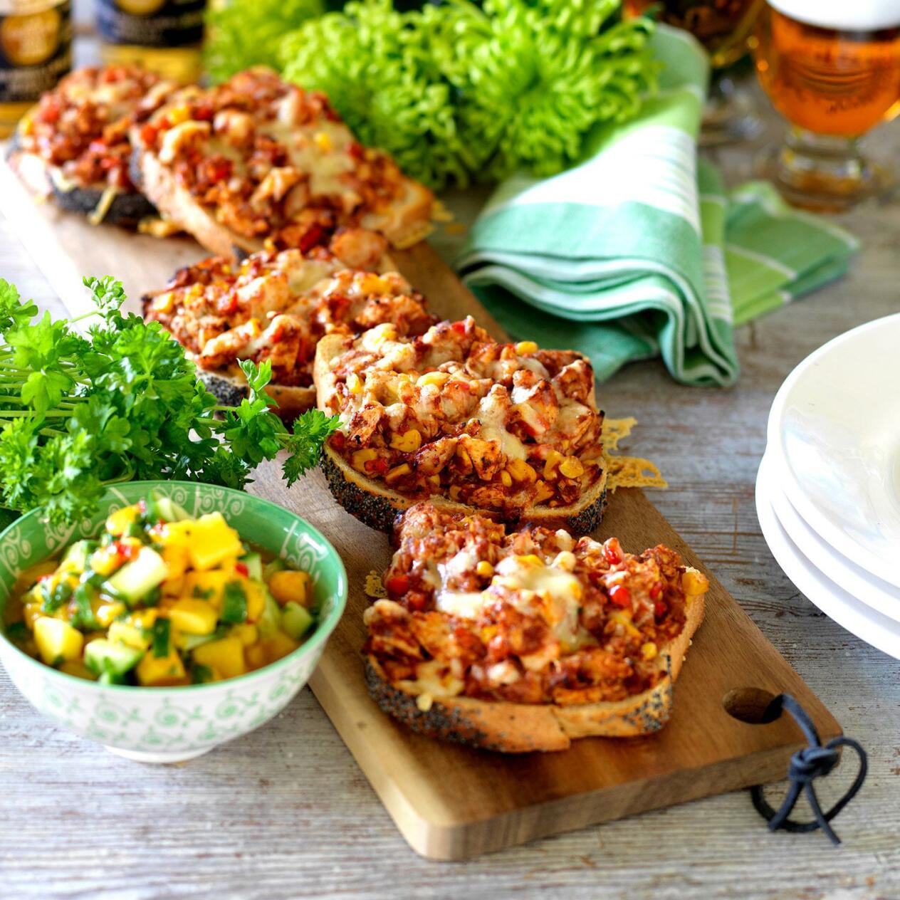 Tacomackor med mangosalsa