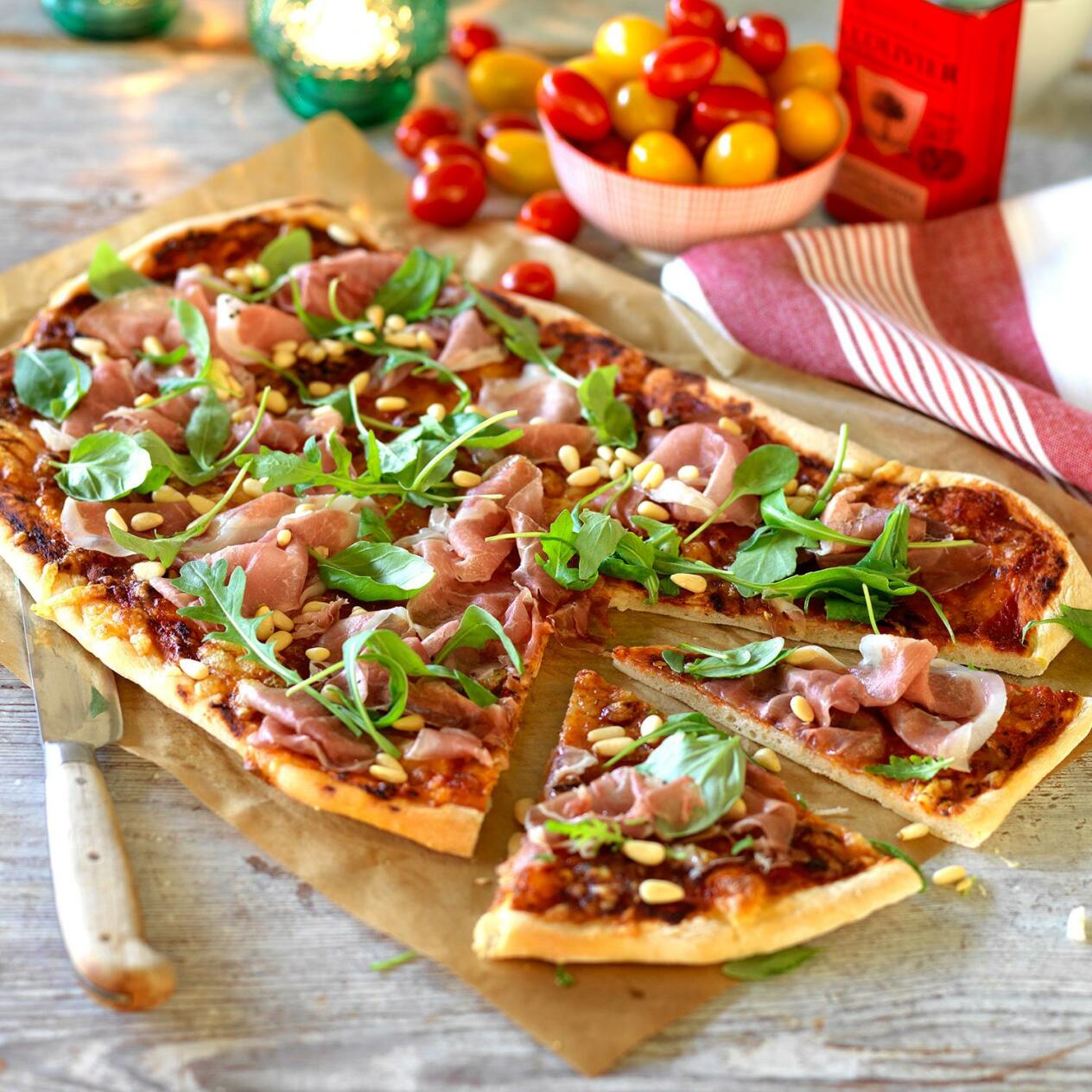 Pizza med parmaskinka