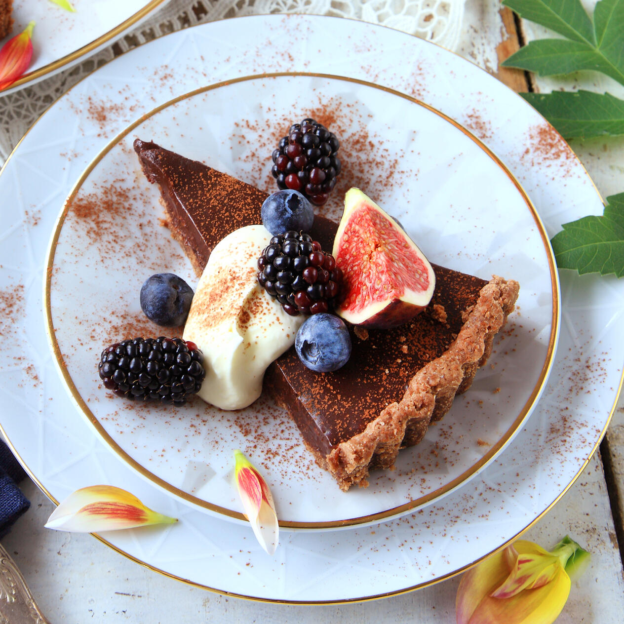 Chokladtarte med Nutella och hallonsås