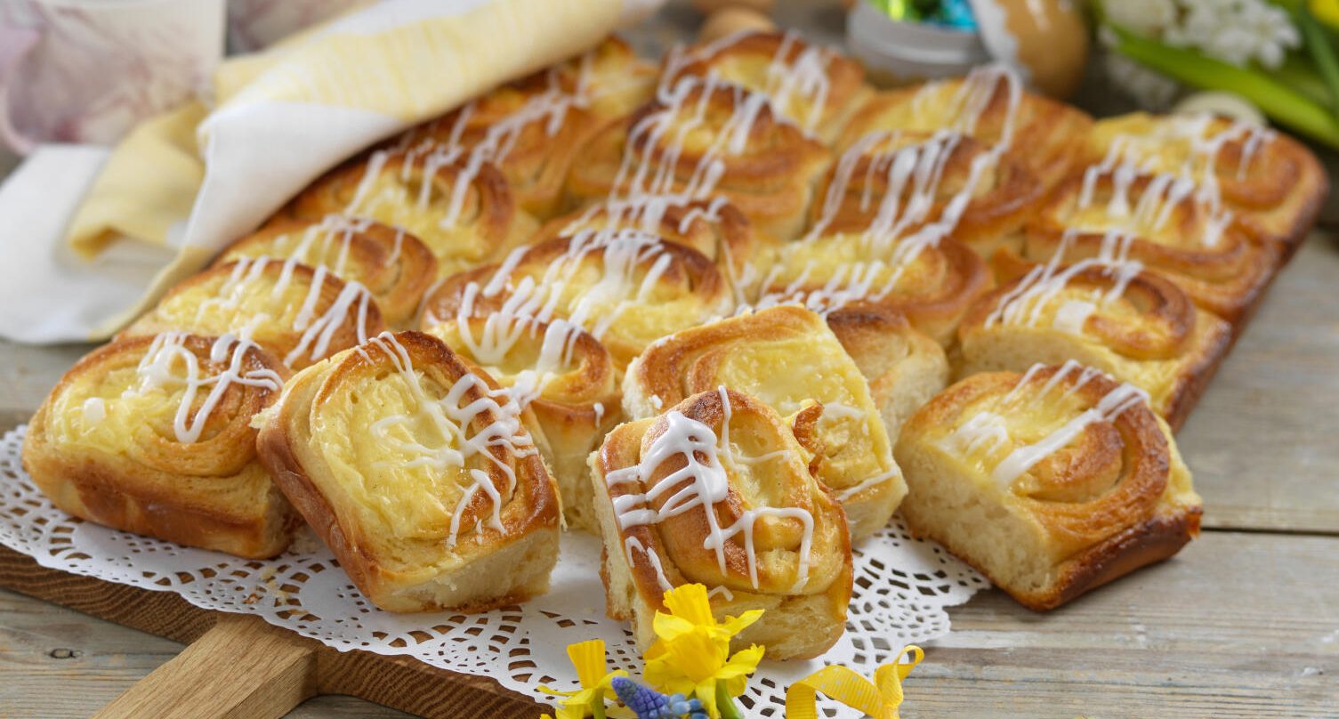 Saftiga vaniljbullar med smörfyllning