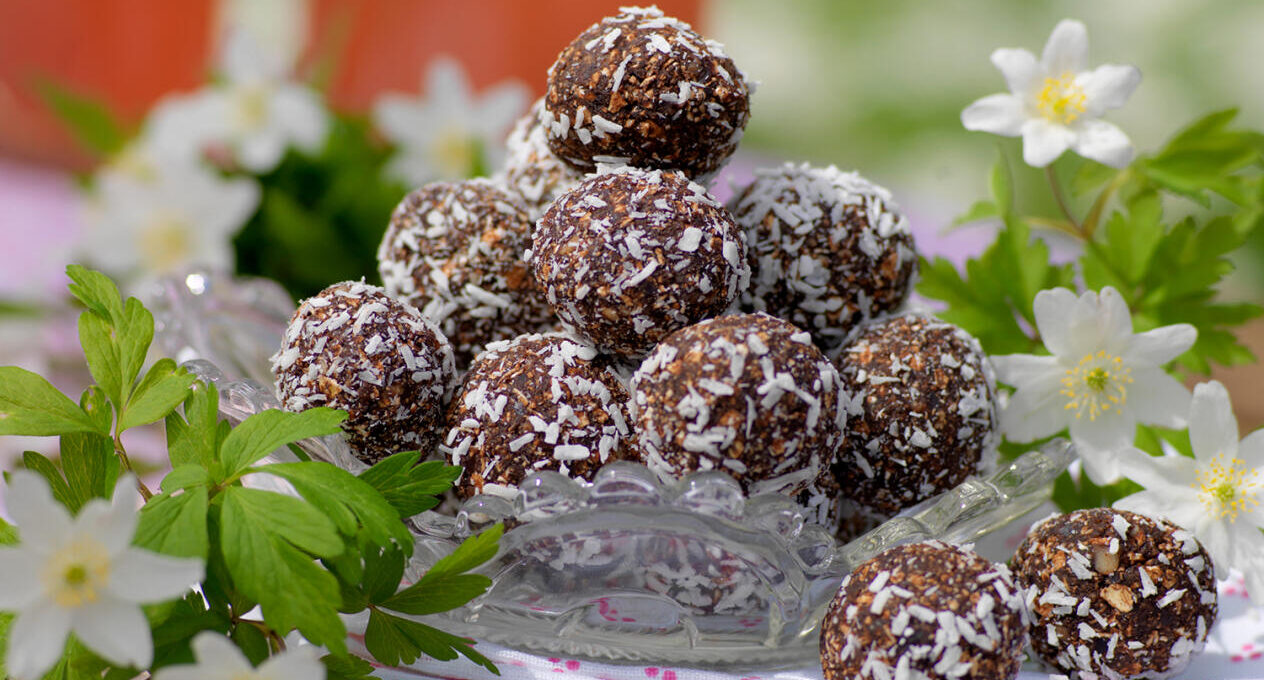 Choklad- och dadelbollar
