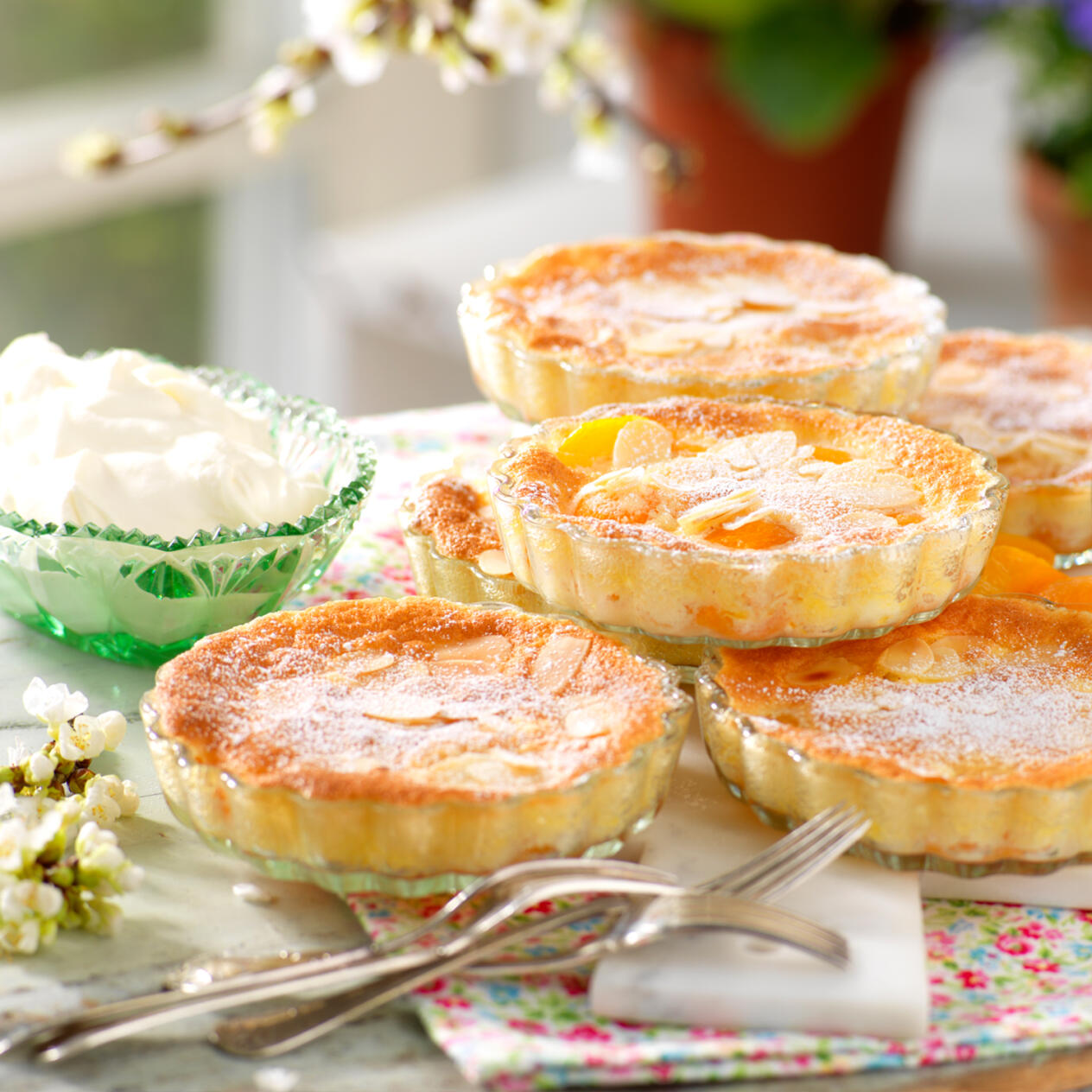 Mandelgratinerade aprikoser