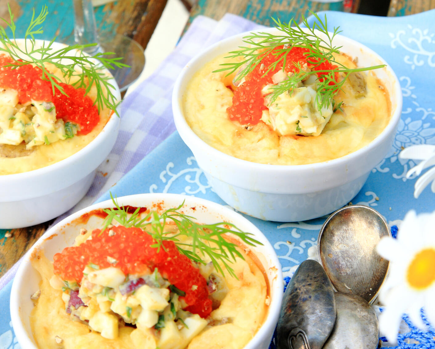 Ostcocotter med gubbröra