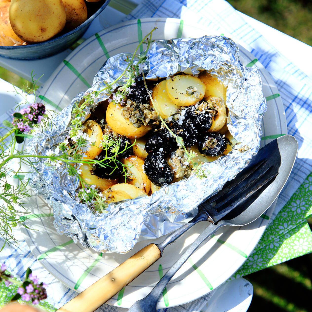 Färskpotatispaket med kryddolja