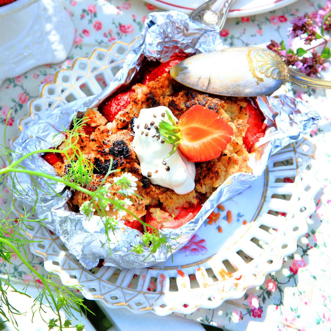 Jordgubbspaj på grillen