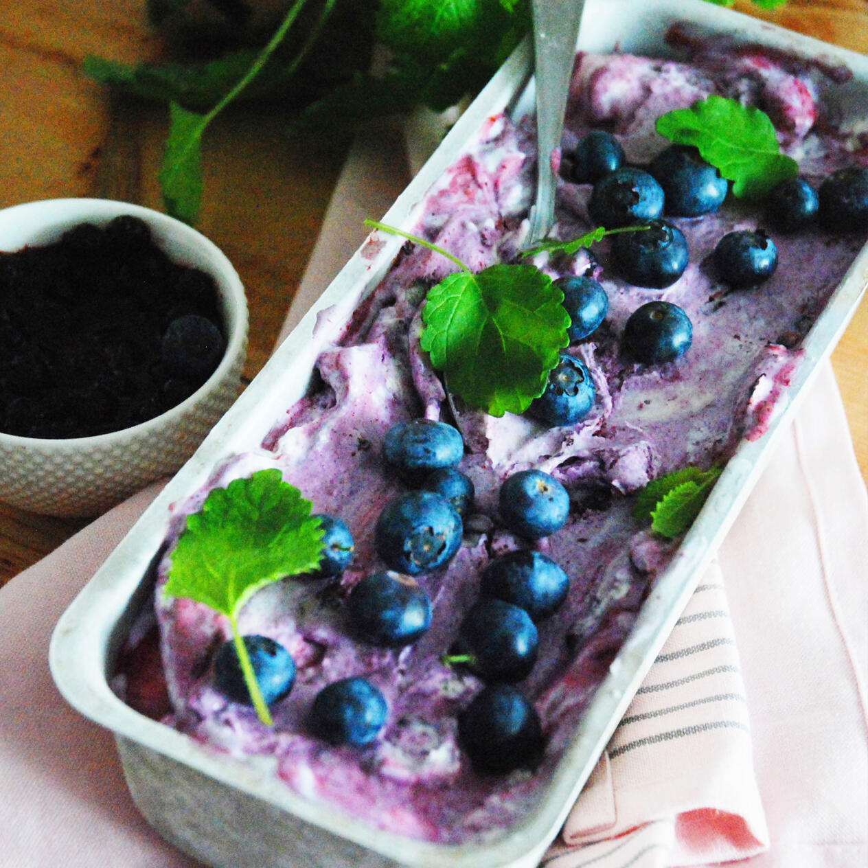 Blåbärsglass med mascarpone