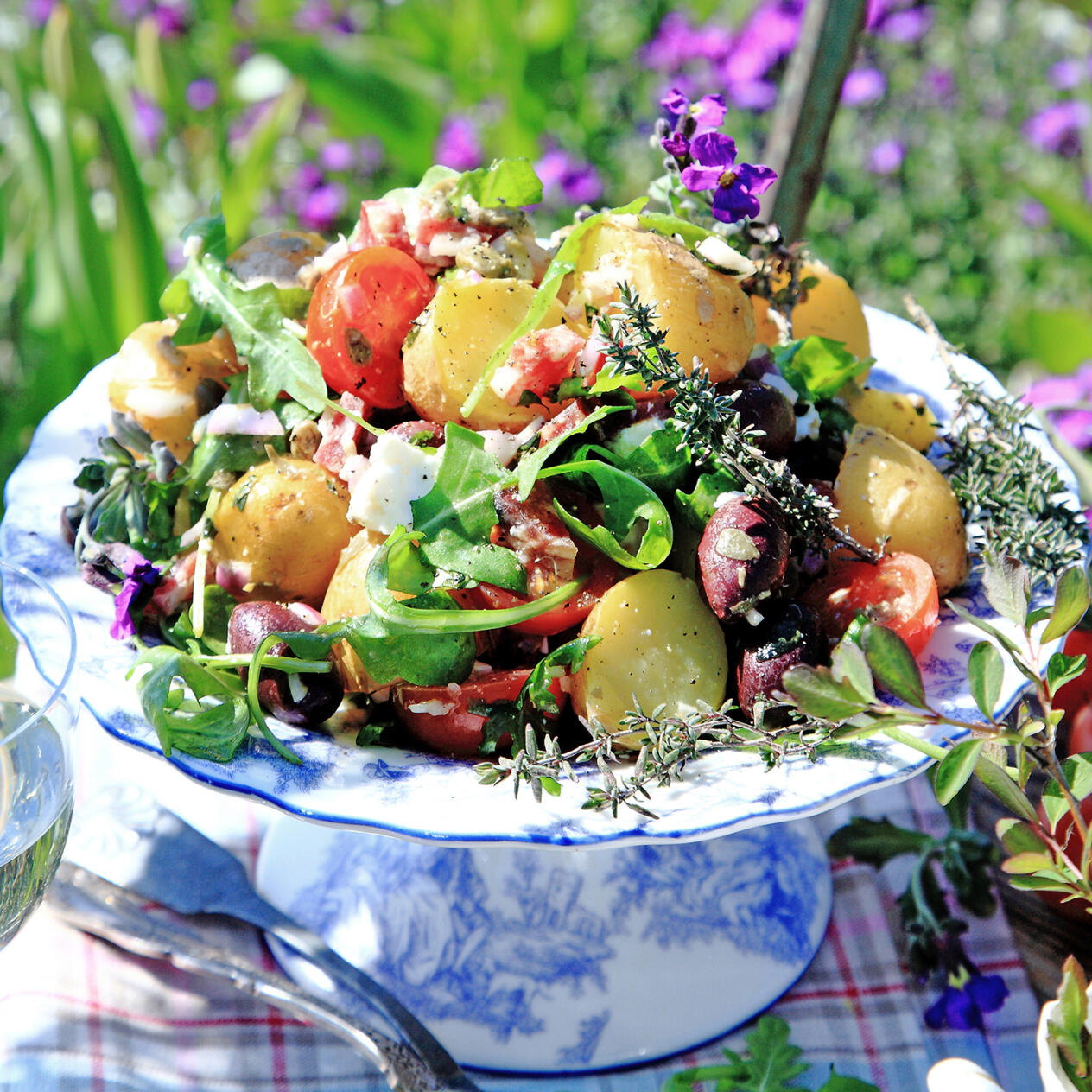 Italiensk potatissallad med salami