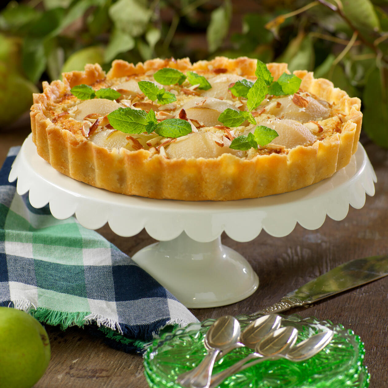 Päronpaj med mandelkräm