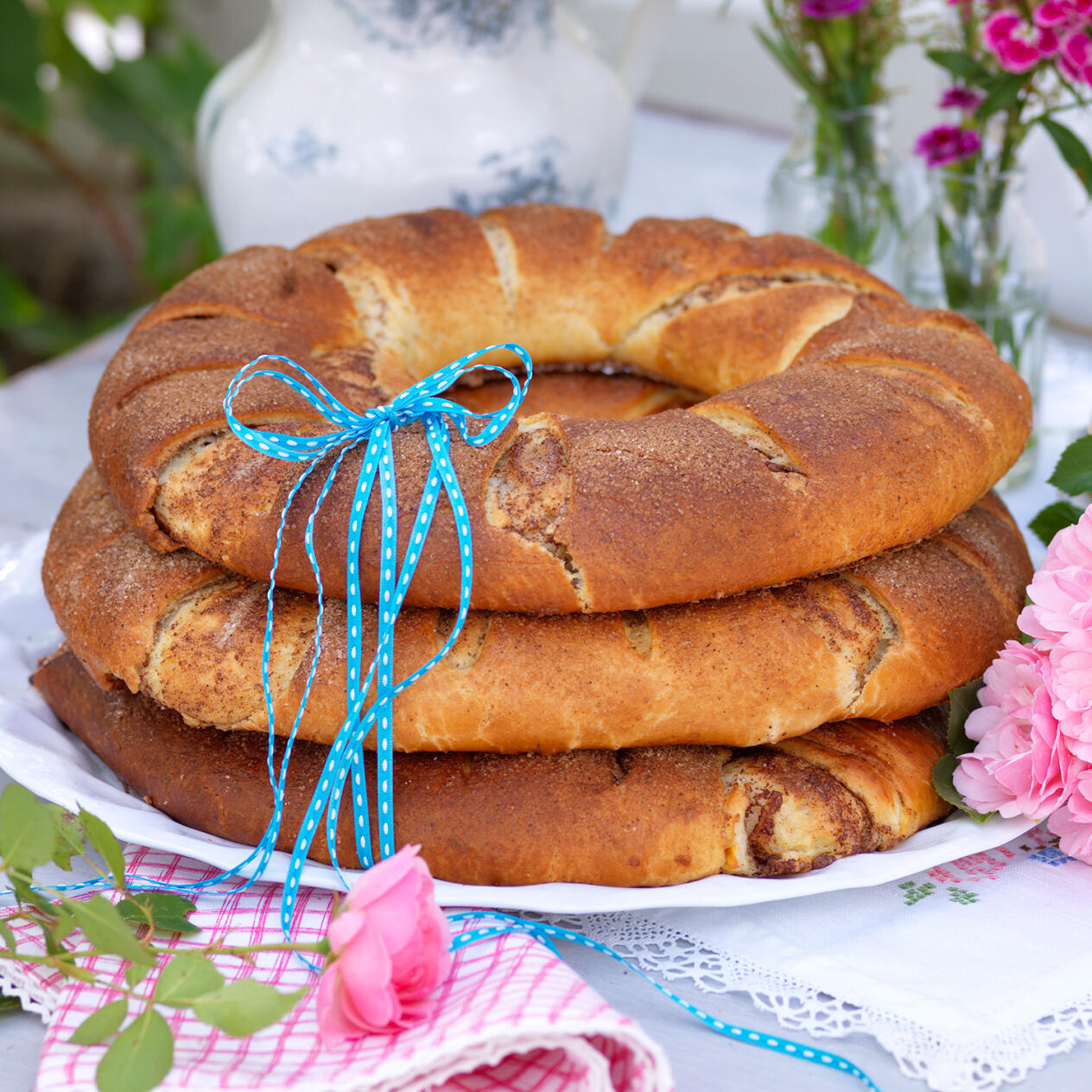 Kanelbriocher med äpple