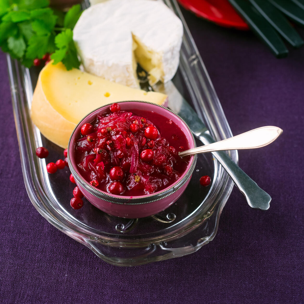 Rödlöks- och lingonmarmelad