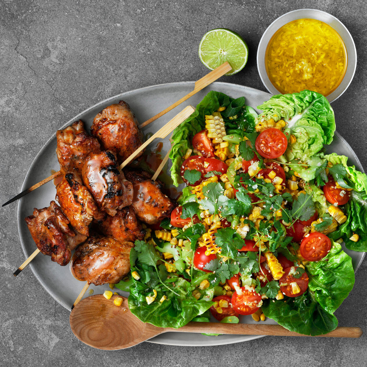 Kyckling med grillad majssallad