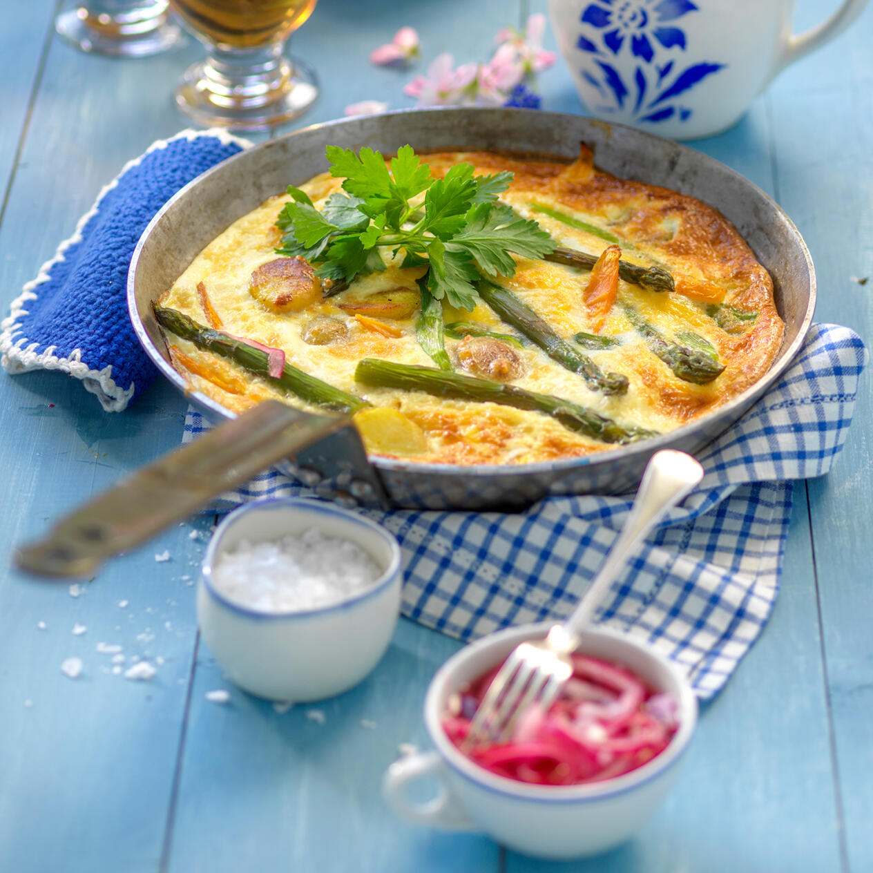 Potatisfrittata med primörer