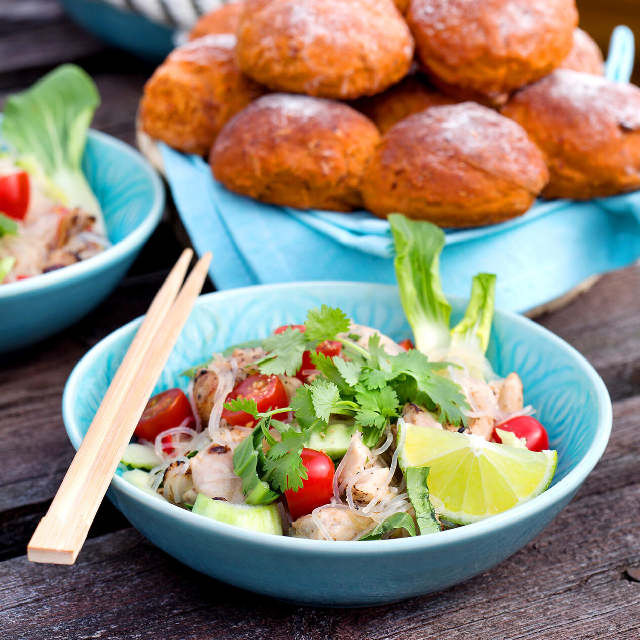 Risnudelsallad med kyckling