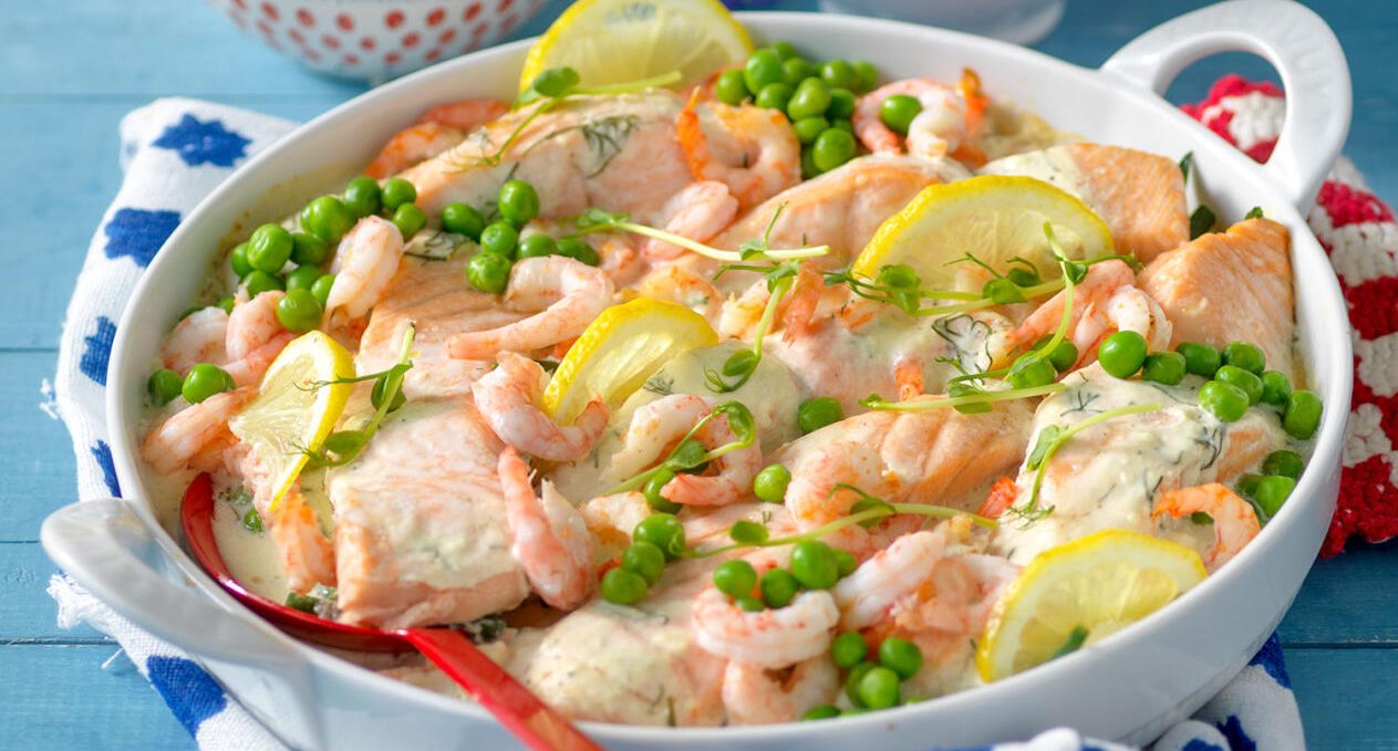 Krämig lax- och räkgratäng