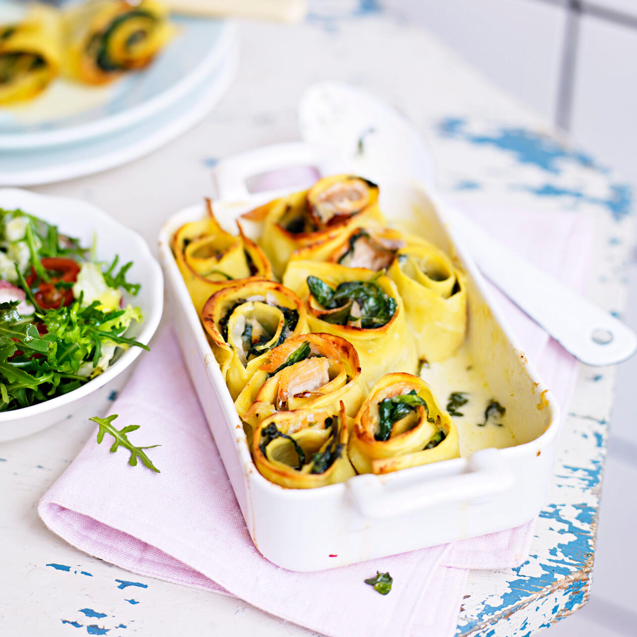 Pastarosor med kallrökt lax och spenat